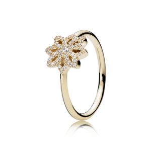 Oferta de Anillo Encaje Floresciente por $22200 en Pandora