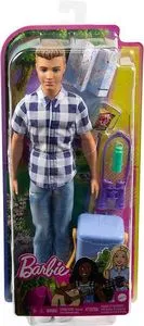 Oferta de Mattel Barbie Muñeca Ken Día De Campamento HHR66 por $281.4 en Juguetrón