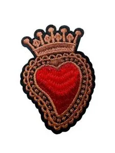 Oferta de Parche De Corazon Con Corona por $19.99 en Modatelas