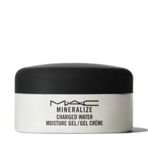 Oferta de Mineralize Charged Water Moisture Gel por $739 en MAC Cosmetics