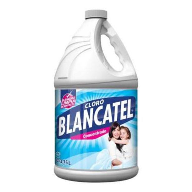 Oferta de Cloro Blancatel regular 3.75 l por $31.5