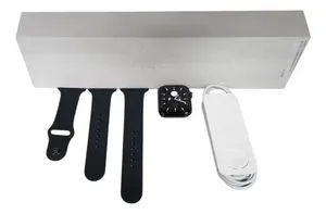 Oferta de Apple Watch  Series 6 (gps+cellular) - Caja De Acero por $10935 en Montepío Luz Saviñón