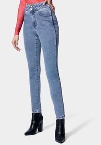 Oferta de High Waist Skinny Leg Jeans por $119 en Bebe