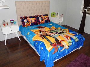 Oferta de Cobertor Tersupiel Matrimonial Toy Story por $245 en Colap La Palestina