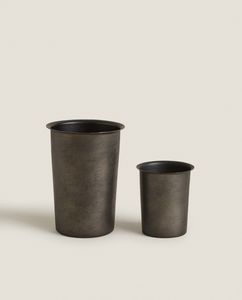 Oferta de LAPICERO DE HIERRO por $299 en ZARA HOME