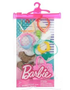 Oferta de Ropa y accesorios para muñeca Barbie por $111.75 en Liverpool