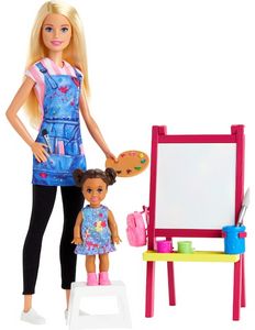Oferta de Barbie Set Maestra de Arte rubia con alumna por $396.75 en Suburbia