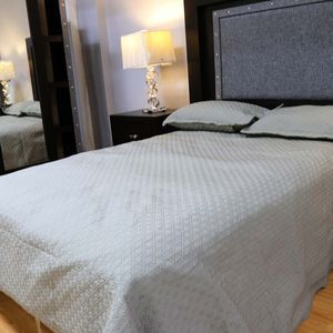 Oferta de COLCHA PORTUGUESA TAMAÃO: QS/MAT MODELO: MESH COLOR: SILVER por $1974 en Mueblería Villarreal
