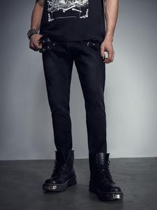 Oferta de ROMWE Goth Jeans para hombre Bolsillo Ojales Liso por $406 en SHEIN
