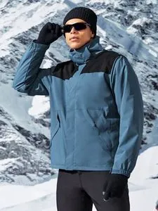 Oferta de Hombres Cazadora deportiva panel en contraste cremallera con cordón con capucha & desmontable por $939 en SHEIN