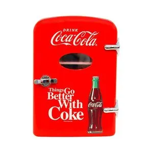 Oferta de Mini Refrigerador Dace Coca Cola Para 6 Latas ETCOKER01 por $1129 en Mega Audio
