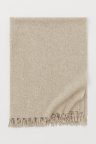 Oferta de Manta de lana por $999 en H&M