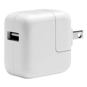 Oferta de Adaptador De Corriente 12W Usb En Blanco por $299 en Mixup