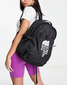 Oferta de The North Face Bozer 19L backpack in black por $65 en ASOS