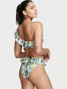 Oferta de Ruffle High-Waist Cheeky Bikini Bottom por $147.46 en Victoria's Secret